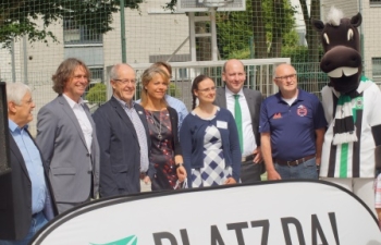 Kunstrasenplatz Juni 2017 08